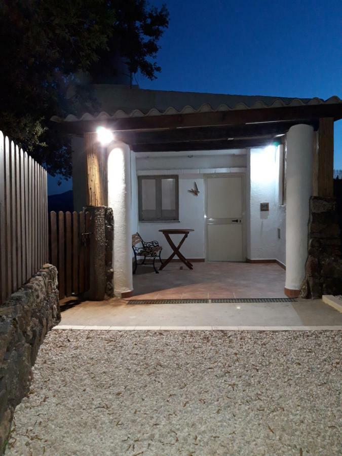 Casa Toloi Apartment Dorgali Bagian luar foto